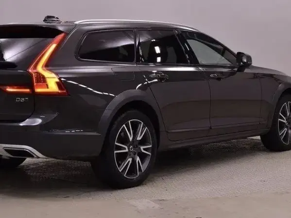Volvo V90 D5 AWD
