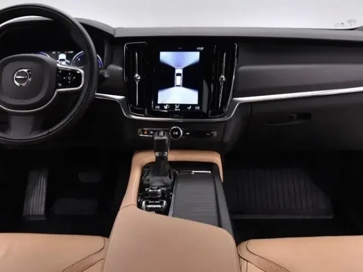 Volvo V90 D5 AWD
