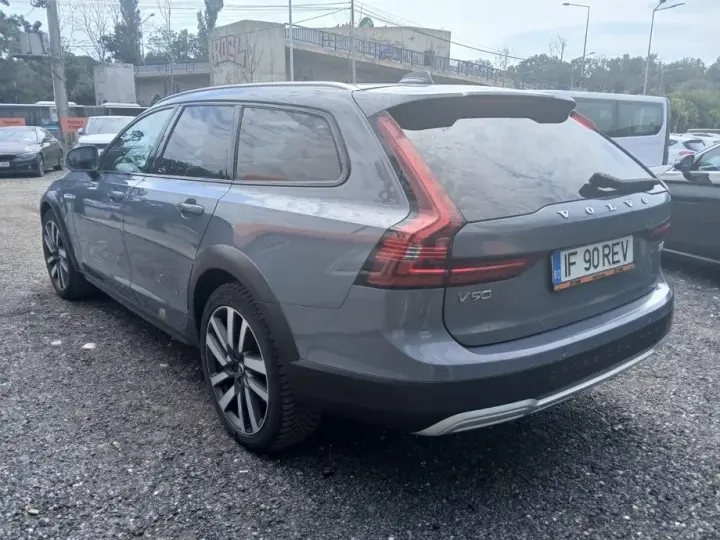 Volvo V90 T5 Momentum