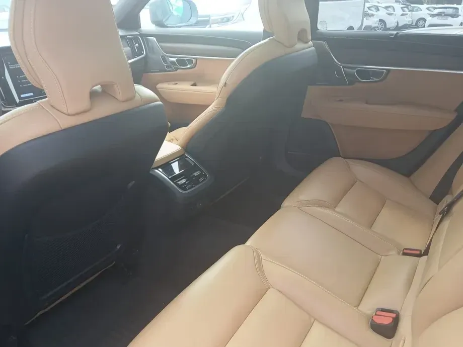 Volvo V90 T5 Momentum — imagine 5