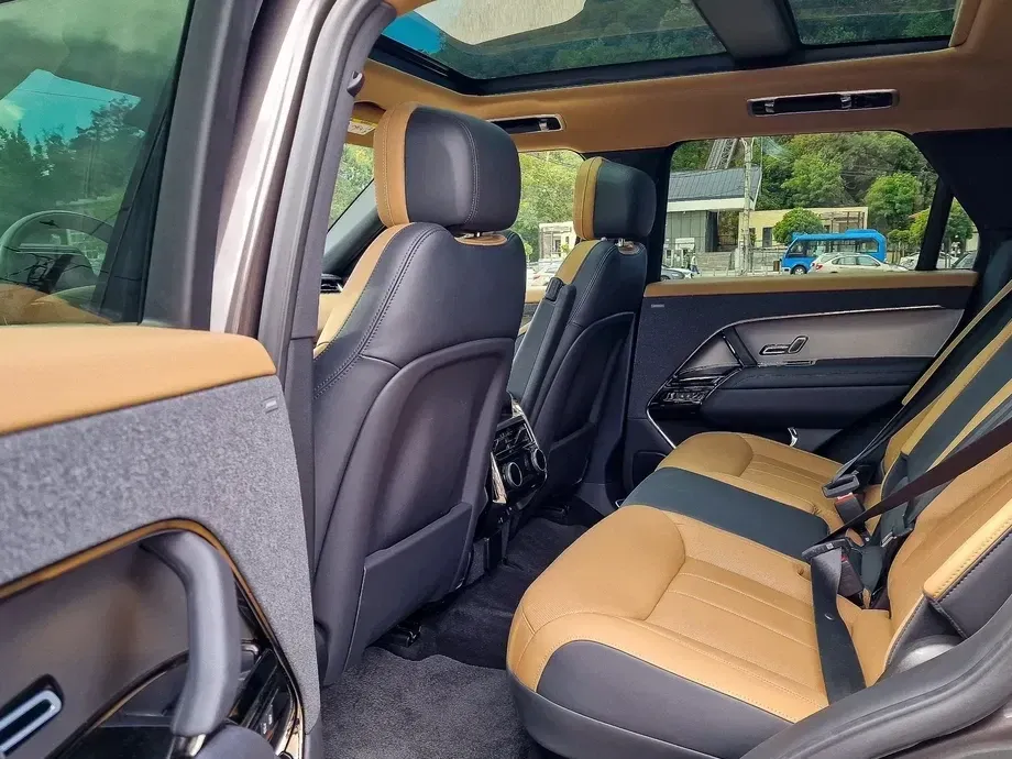 Land Rover Range Rover Sport III 3.0 I6 P460 PHEV Dynamic SE — imagine 4