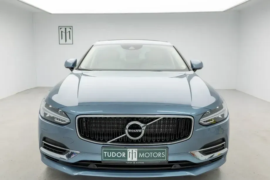 Volvo S90 T8 Recharge AWD Geartronic Inscription — imagine 3