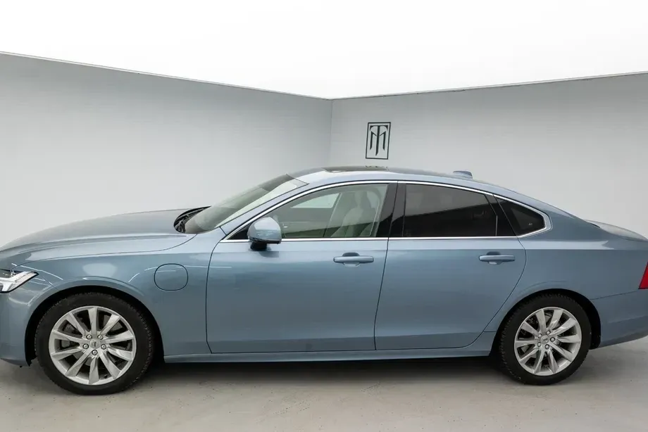 Volvo S90 T8 Recharge AWD Geartronic Inscription — imagine 5