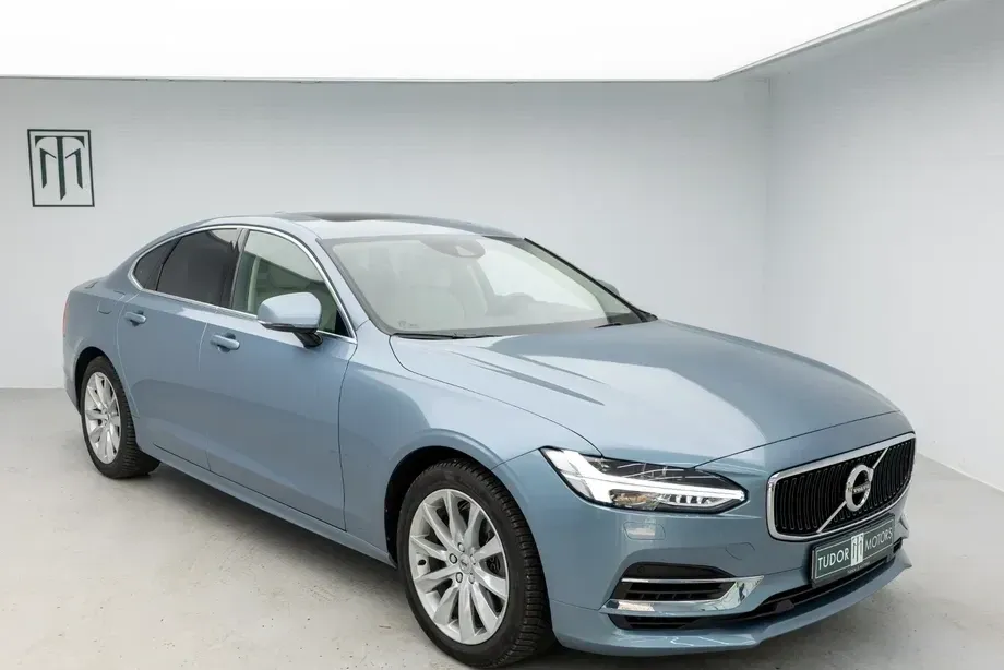 Volvo S90 T8 Recharge AWD Geartronic Inscription — imagine 2