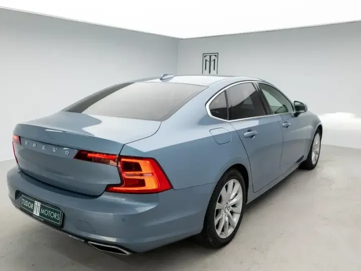 Volvo S90 T8 Recharge AWD Geartronic Inscription