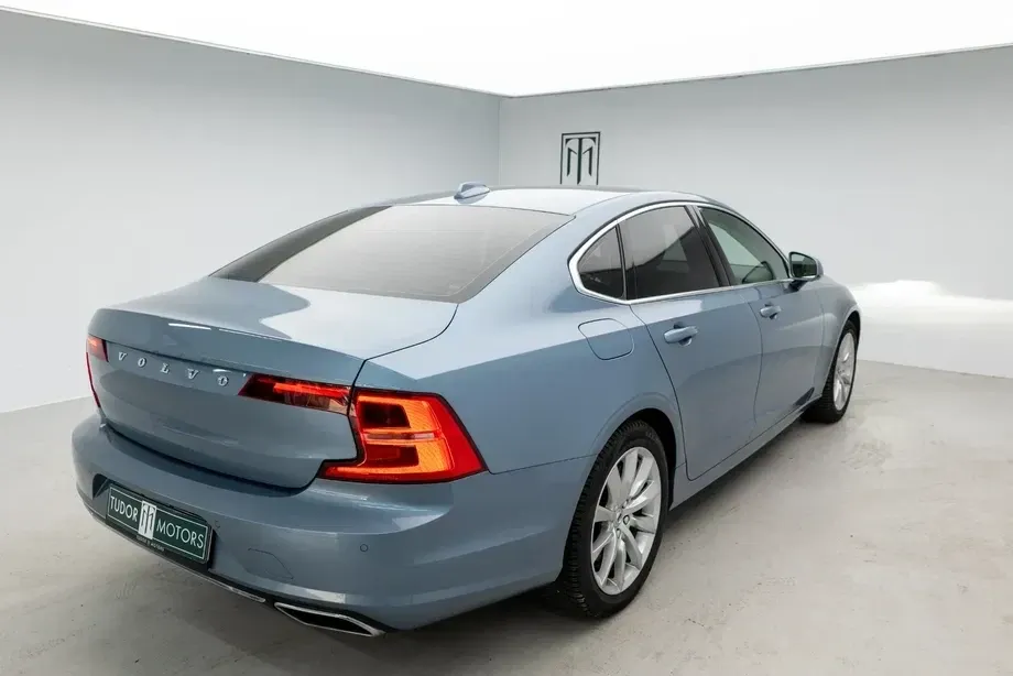 Volvo S90 T8 Recharge AWD Geartronic Inscription — imagine 6