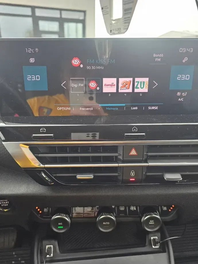 Citroën C4 1.2 PureTech S&S EAT8 Feel Pack — imagine 5