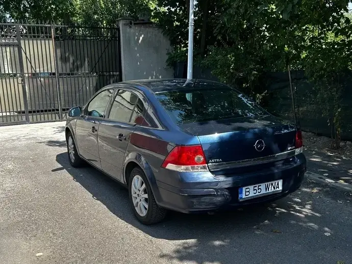 Opel Astra J