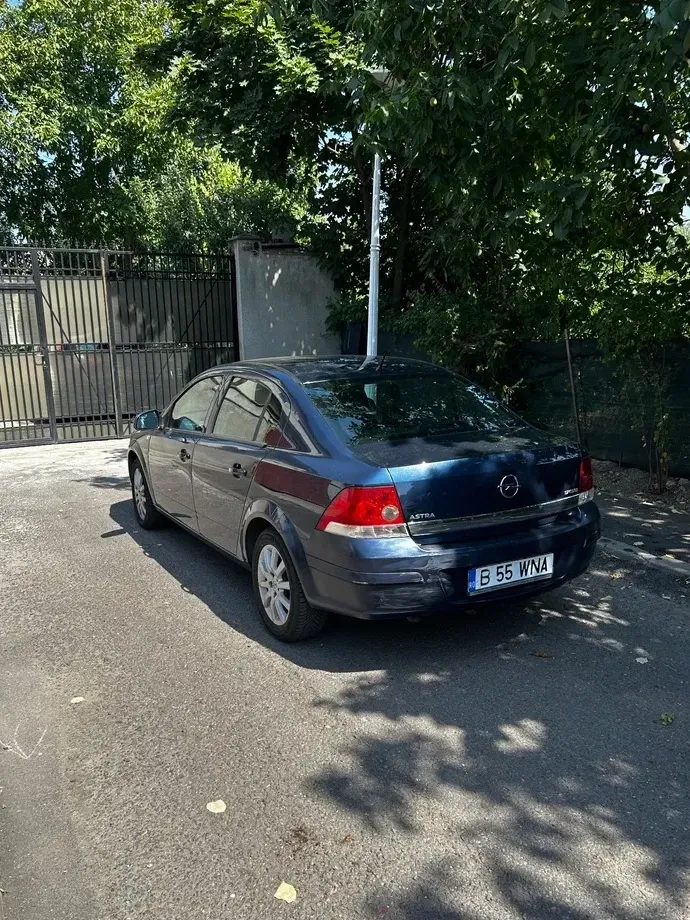 Opel Astra J — imagine 3