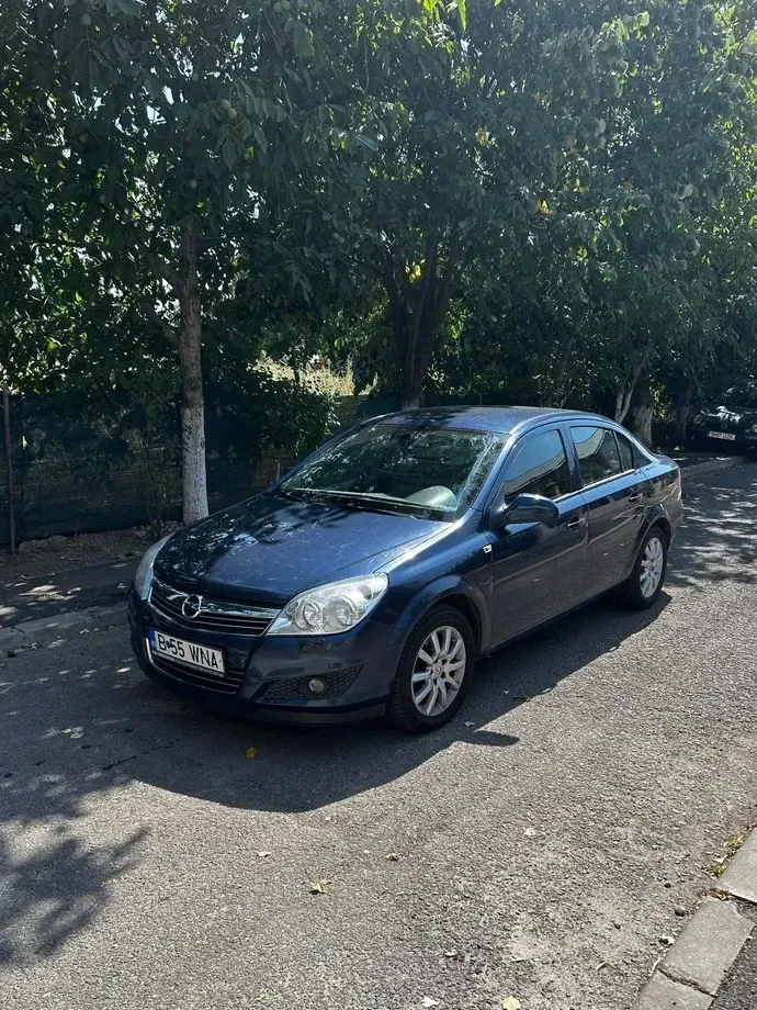 Opel Astra J — imagine 2