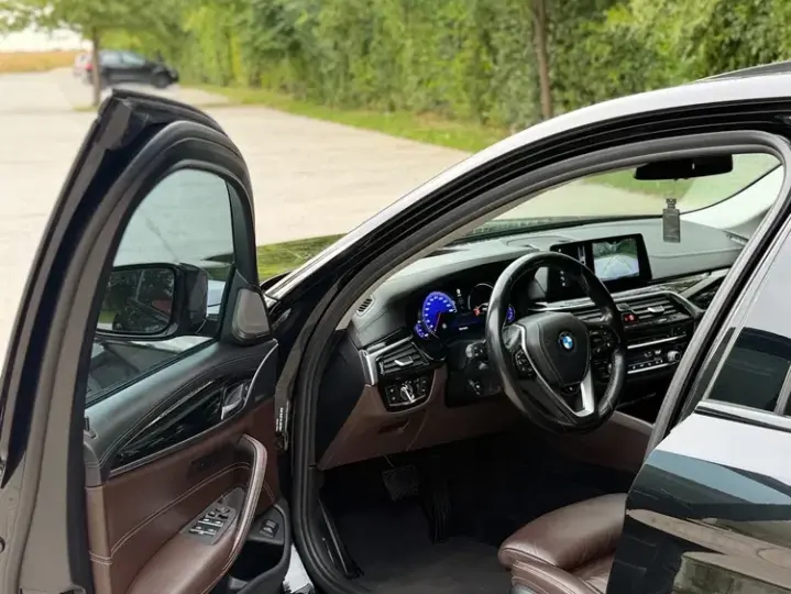 BMW Seria 5 G30/G31 [2017 - Prezent]