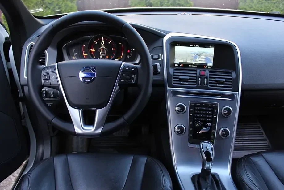 Volvo XC 60 D4 Geartronic Summum — imagine 6