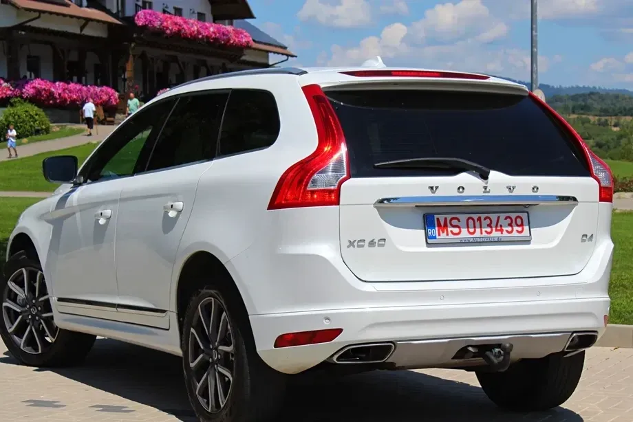 Volvo XC 60 D4 Geartronic Summum — imagine 5