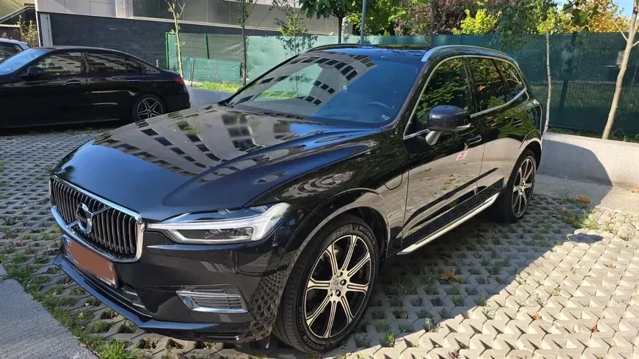 Volvo XC 60 II T8 Twin Engine AWD Inscription — imagine 3