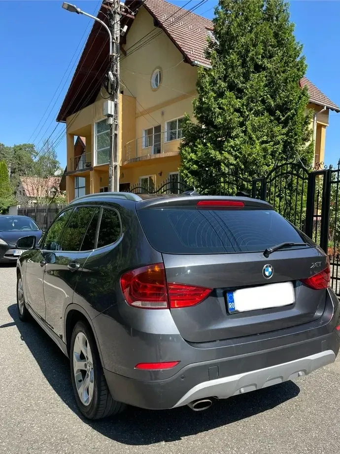 BMW X1 xDrive18d Aut. xLine — imagine 3