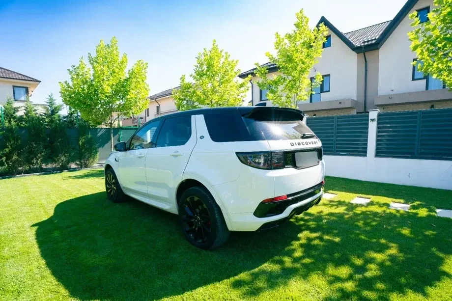 Land Rover Discovery Sport 2.0 D200 MHEV Dynamic HSE — imagine 2