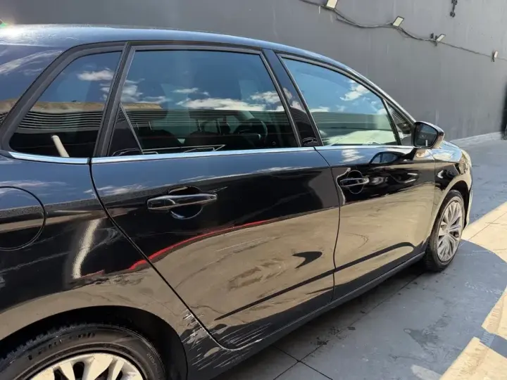 Citroën C4 II 1.6 e-HDi FAP Exclusive