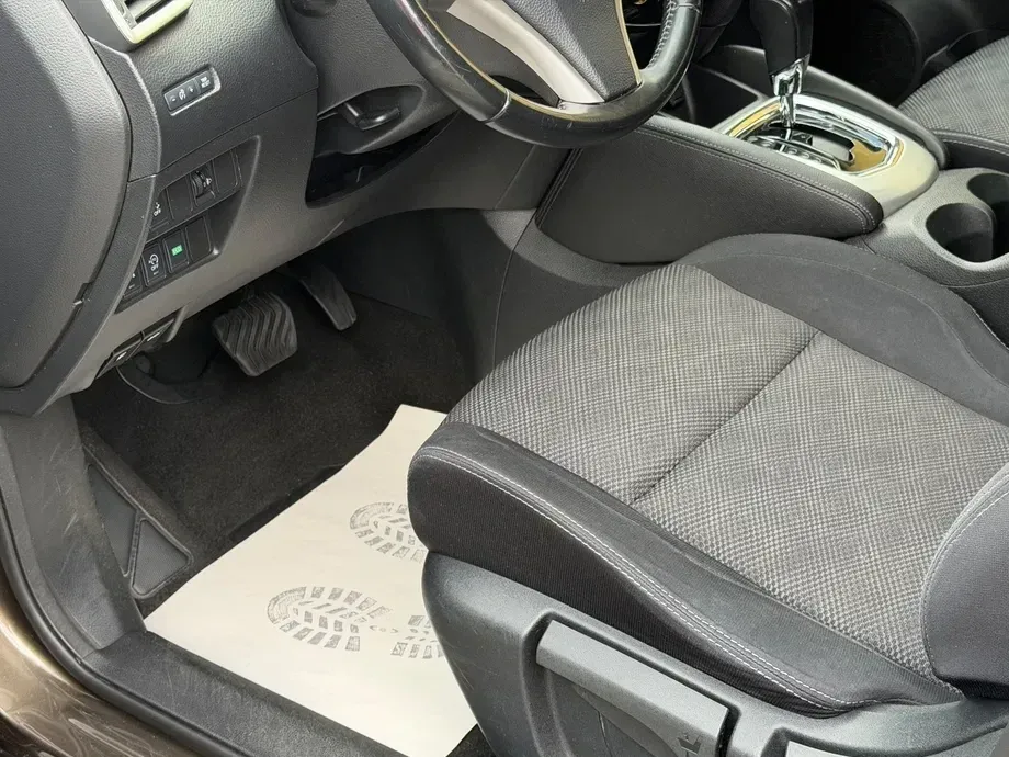 Nissan Qashqai II 1.6 DCI Start/Stop X-TRONIC Acenta — imagine 3