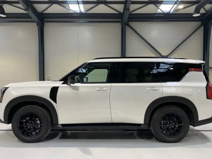 Nissan Armada