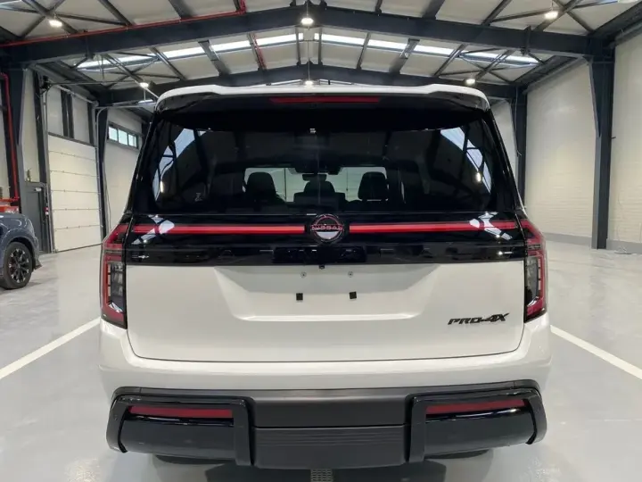 Nissan Armada