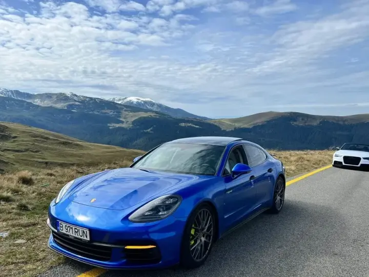 Porsche Panamera 4 E-Hybrid