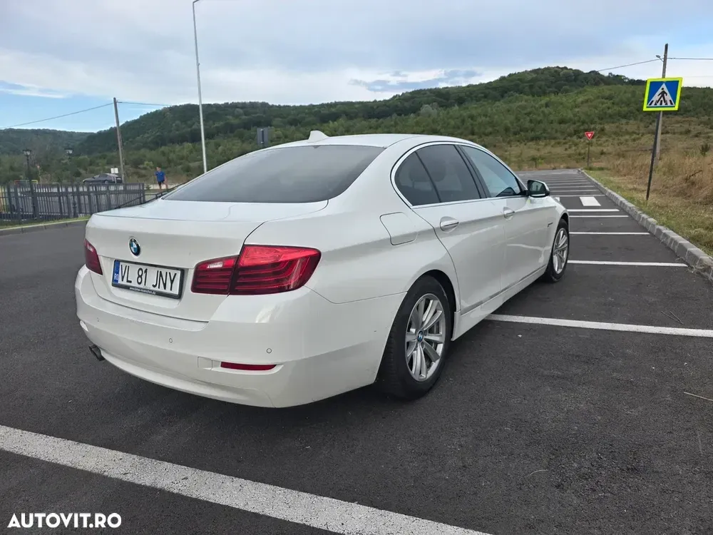 BMW Seria 5 F10/F11/F07 [2010 - 2017] 520d AT — imagine 5