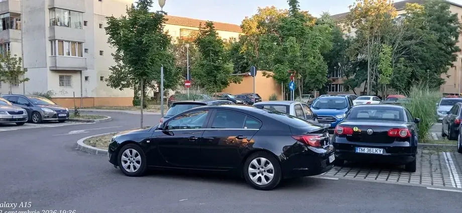 Opel Insignia A 1.6 CDTI ECOFLEX Start/Stop Business Edition — imagine 3