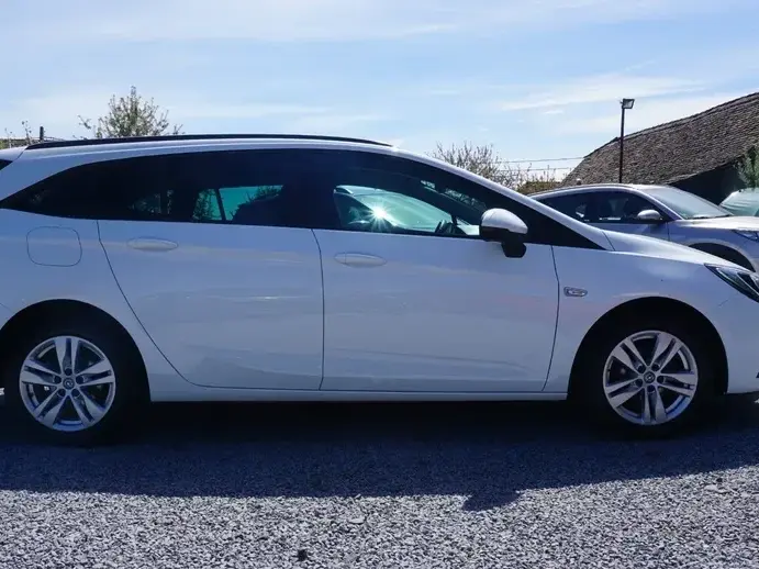 Opel Astra K 1.6 D Start/Stop Selection