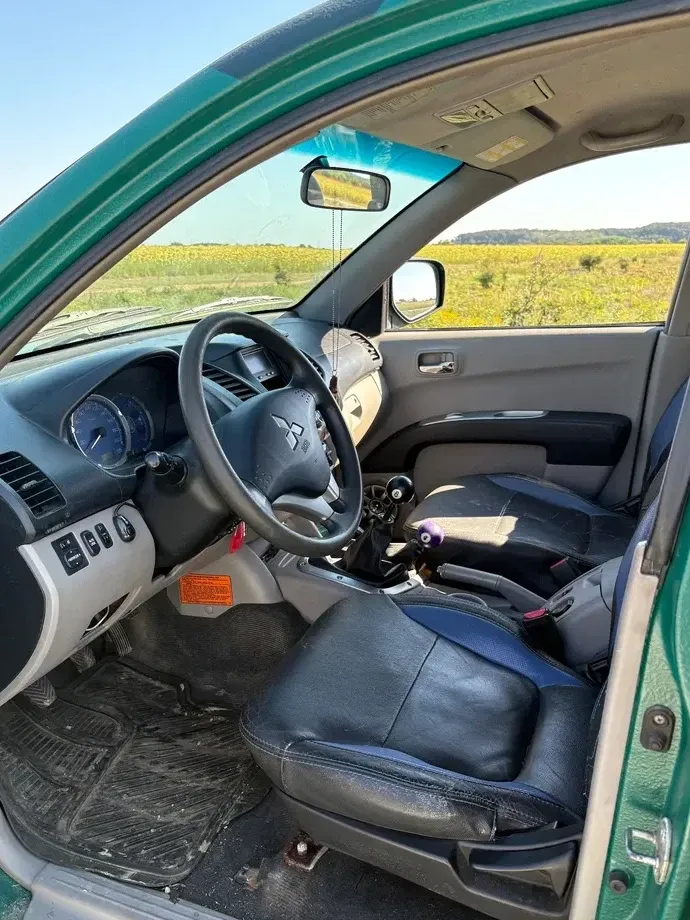 Mitsubishi L200 Pick Up 4x4 Intense Double Cab — imagine 6