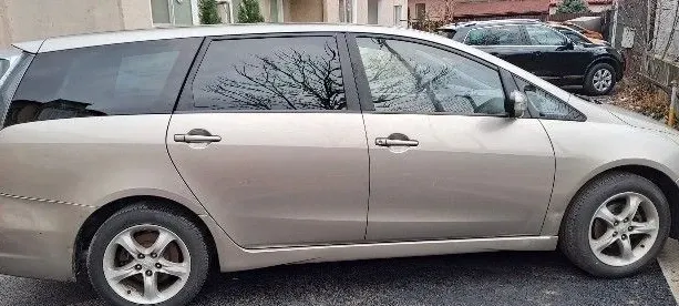 Mitsubishi Grandis 2.0 DI-D Invite — imagine 5