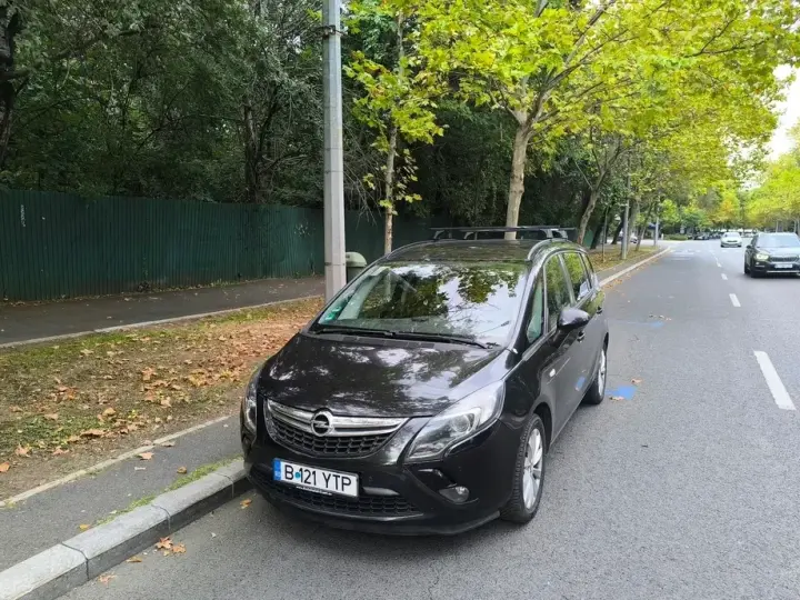 Opel Zafira C [2011 - Prezent Tourer 2.0 CDTI Edition