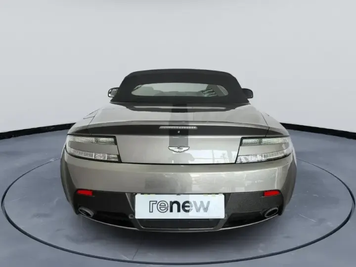Aston Martin V8 Vantage S