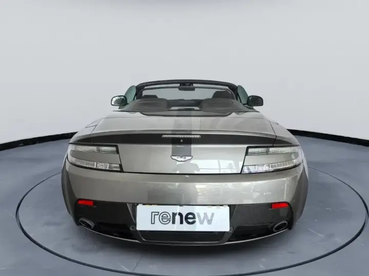 Aston Martin V8 Vantage S