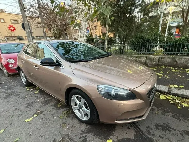 Volvo V40 II D3 Momentum
