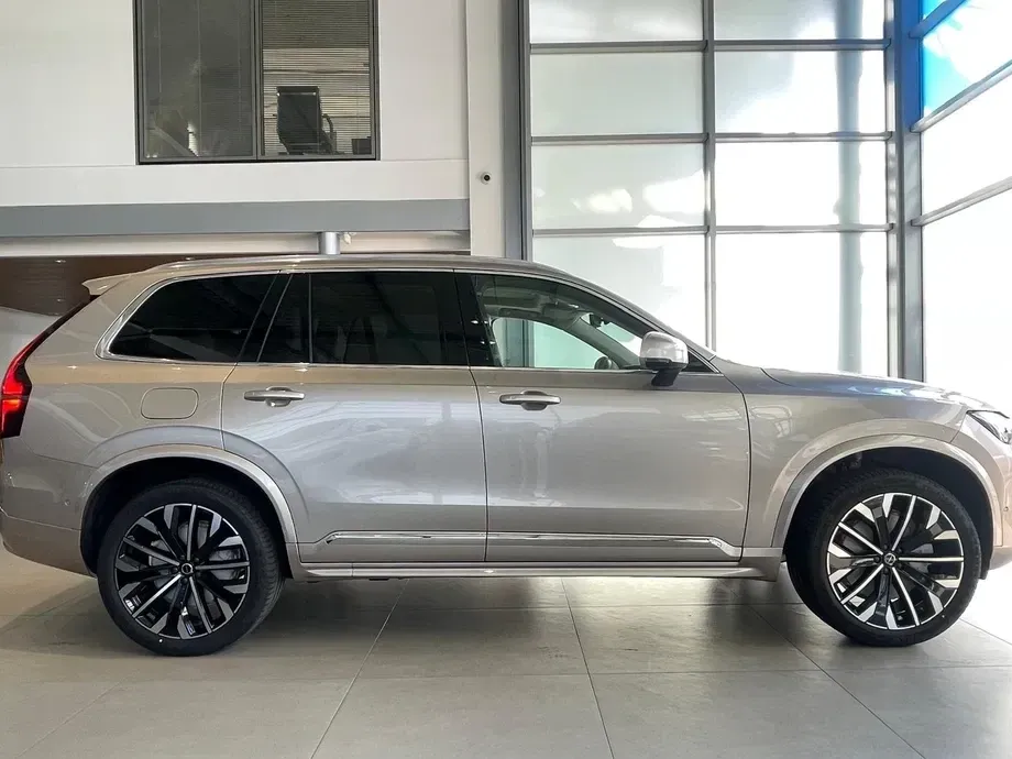 Volvo XC 90 II B5 AWD MHEV Ultra Bright — imagine 4