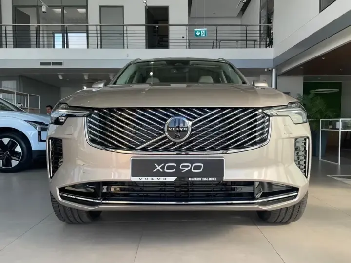 Volvo XC 90 II B5 AWD MHEV Ultra Bright