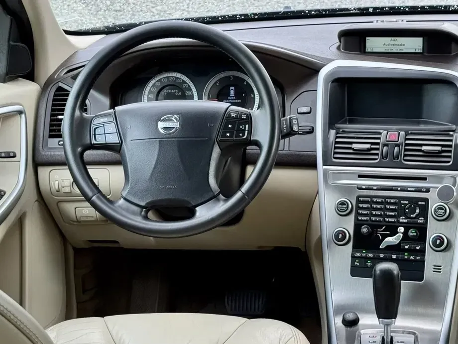 Volvo XC 60 I D4 AWD Geartronic Summum — imagine 6