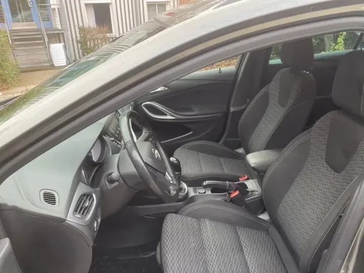 Opel Astra K