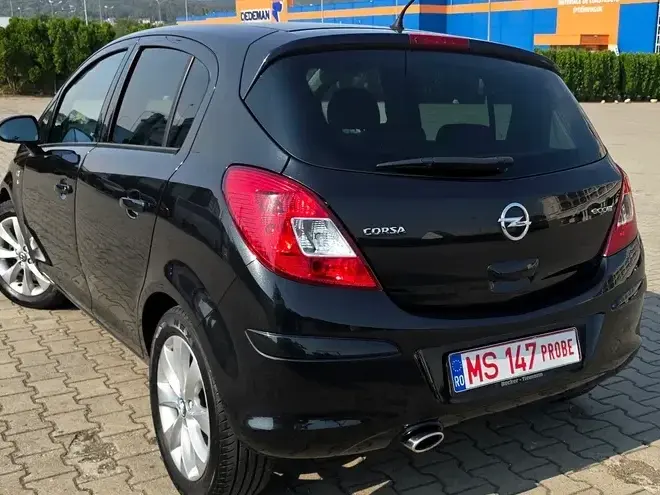 Opel Corsa D 1.2 16V Edition