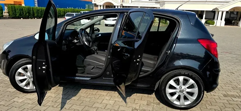Opel Corsa D 1.2 16V Edition — imagine 2
