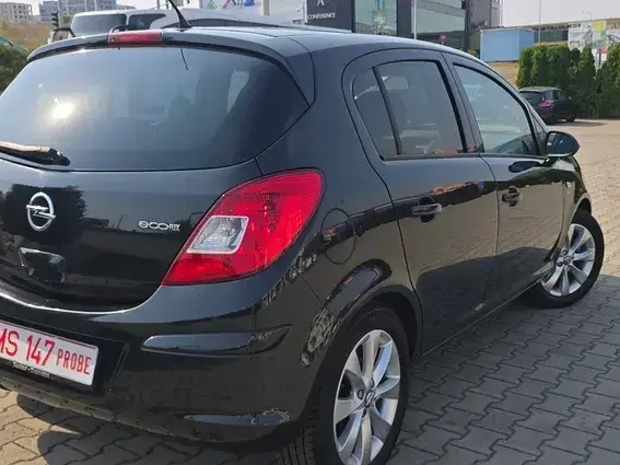 Opel Corsa D 1.2 16V Edition