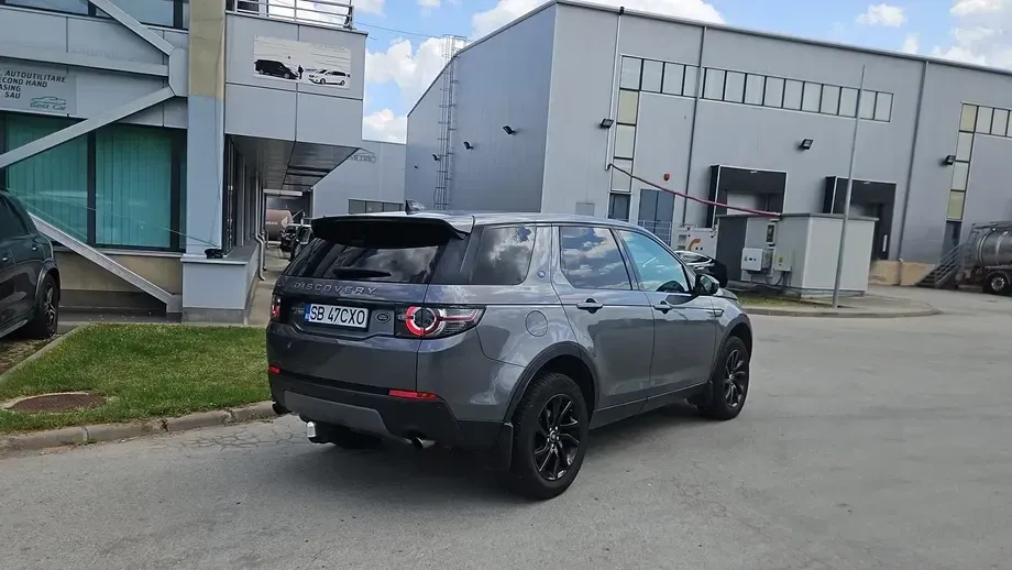 Land Rover Discovery Sport — imagine 5