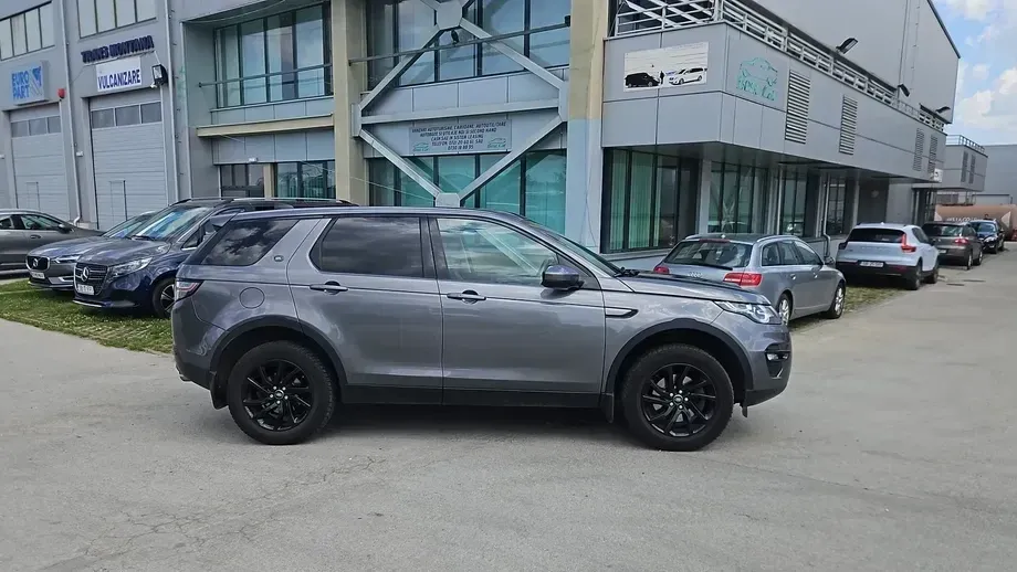 Land Rover Discovery Sport — imagine 2