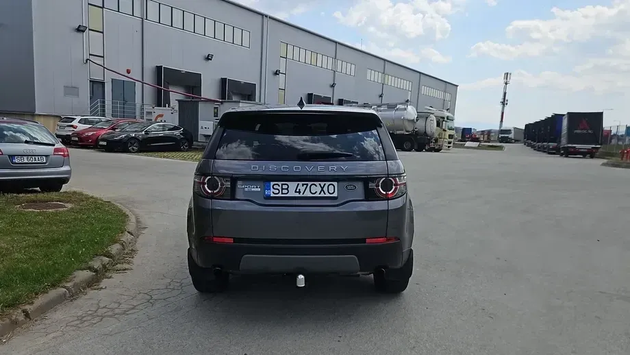 Land Rover Discovery Sport — imagine 4