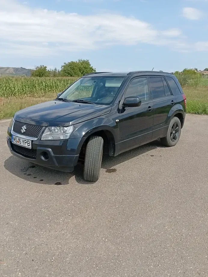 Suzuki Grand Vitara 1.9 DDiS Comfort DPF Limited — imagine 2