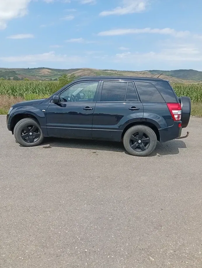 Suzuki Grand Vitara 1.9 DDiS Comfort DPF Limited — imagine 3