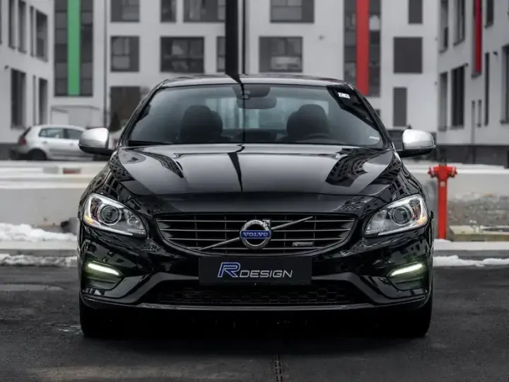 Volvo S60 II D4 VEA Start-Stop R-Design