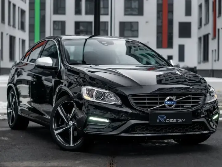 Volvo S60 II D4 VEA Start-Stop R-Design