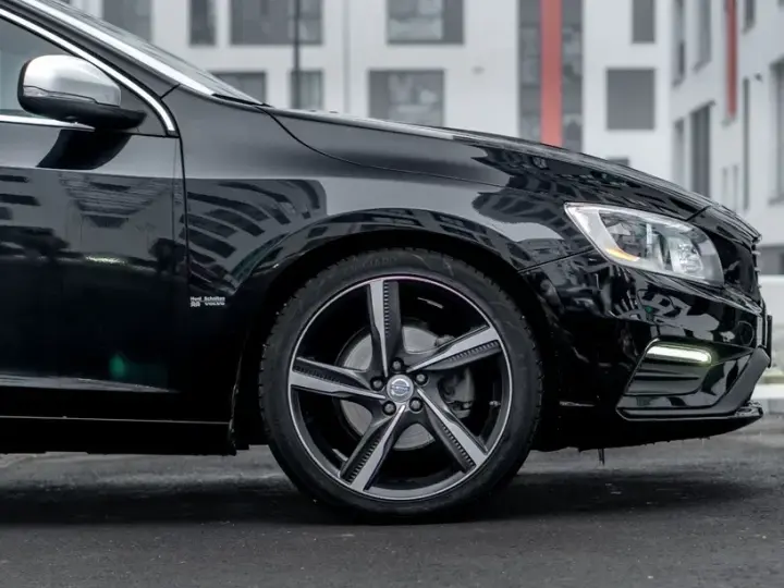 Volvo S60 II D4 VEA Start-Stop R-Design