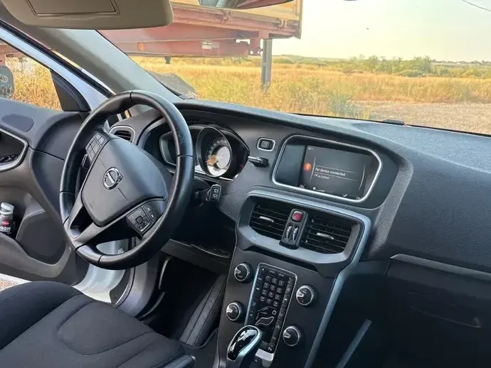 Volvo V40 II D2 Aut. Momentum